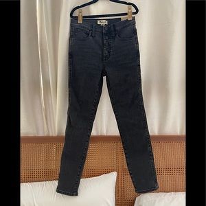 Madewell 10” Highrise Skinny Button Front